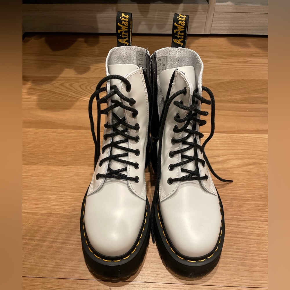 Jadon Boot Smooth Leather Platforms, NWB, Sz 7 - Picture 2 of 11